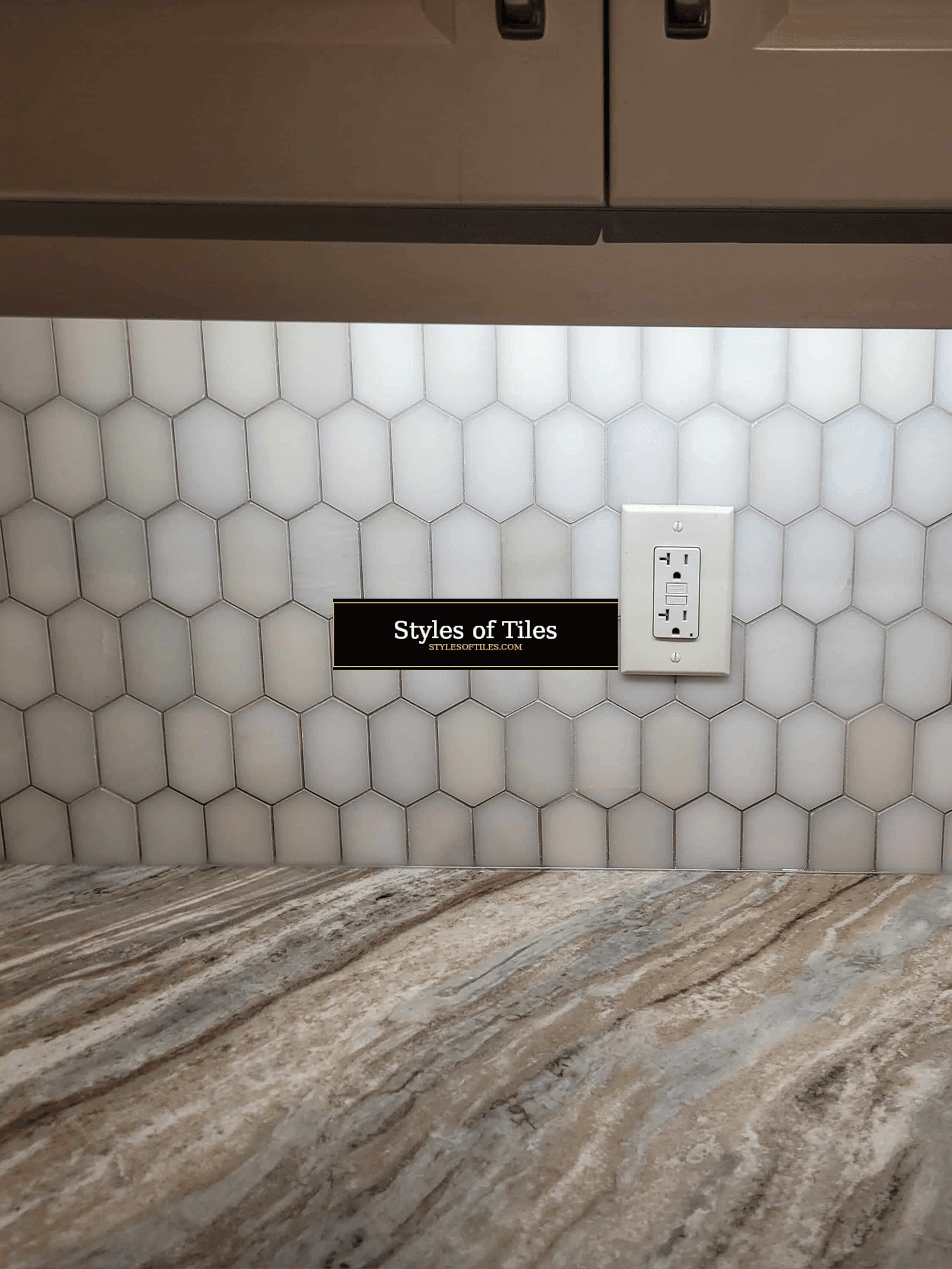 Contemporary kitchen backsplash tile Norfolk County